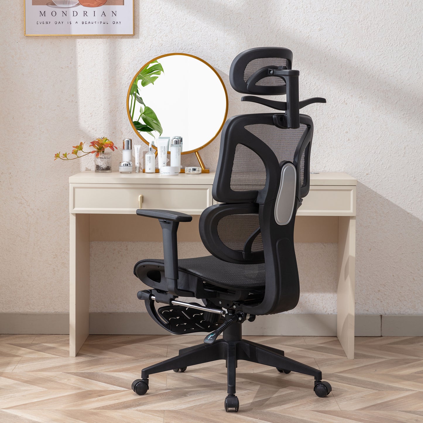 VECELO Ergonomic High Back Mesh Office Chair with Retractable Footrest, Backrest Tilt Function Adjustable, Black